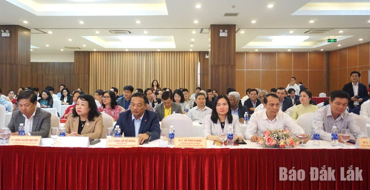 Gặp mặt doanh nghiệp có nhiều đóng góp vào sự phát triển kinh tế - xã hội của tỉnh Đắk Lắk năm 2025