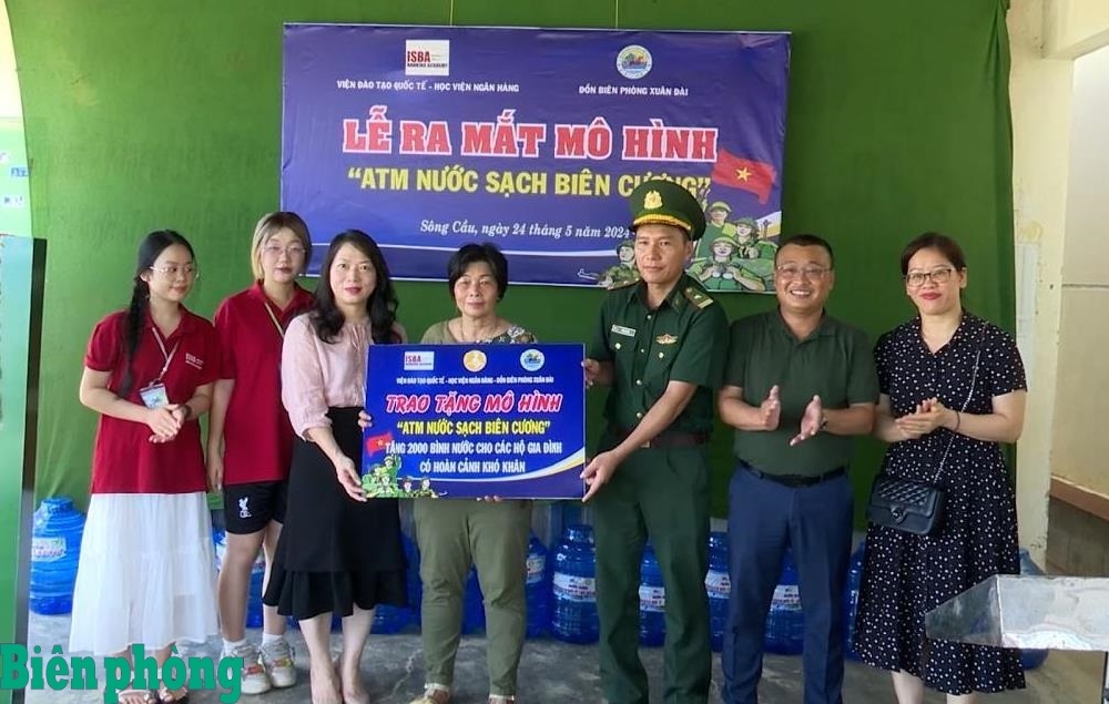 99025531pm_crop_13525527pm_1007_13525527pm1825215pm3a